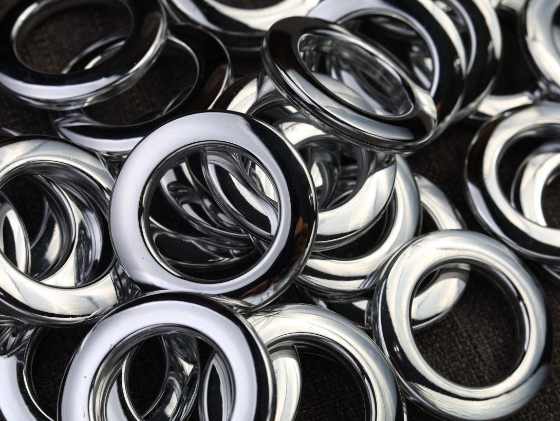 Electroless nickel plated metal rings with high-gloss mirror finish by Plating Tech